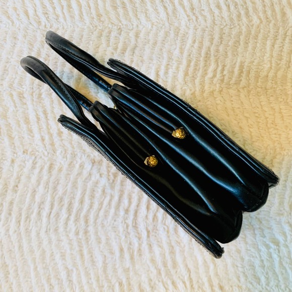 Vtg 60s black quilted leather snap close handbag - Picture 6 of 7